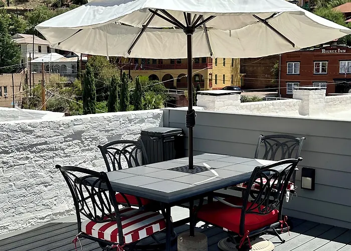 Brownstone Hotel apartamentowy