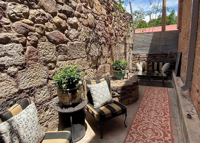 Brownstone Bisbee