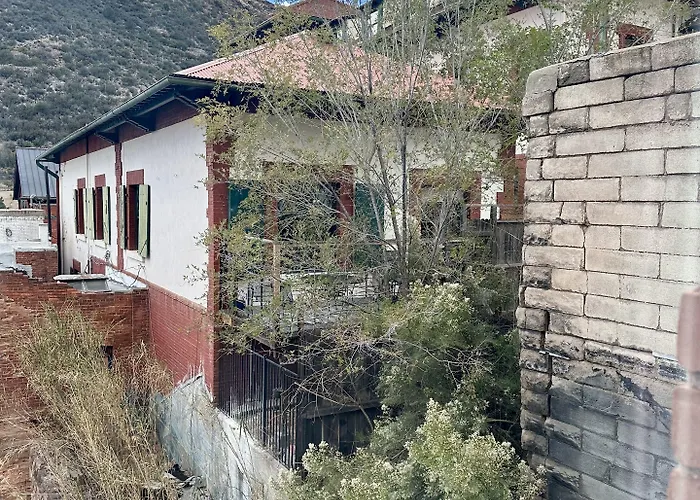 Brownstone Bisbee